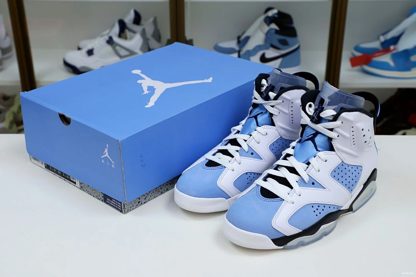 6 AIR 'UNC RETRO JORDAN HOME' 1103